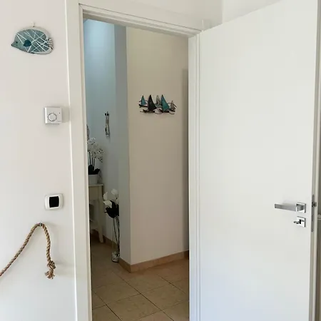Casa Sofi - A Due Passi Dal Mare - Posto Auto Privato 公寓 迪亚诺马里纳