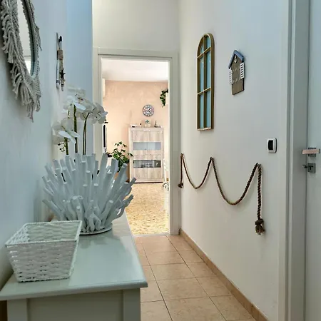 Casa Sofi - A Due Passi Dal Mare - Posto Auto Privato 아파트