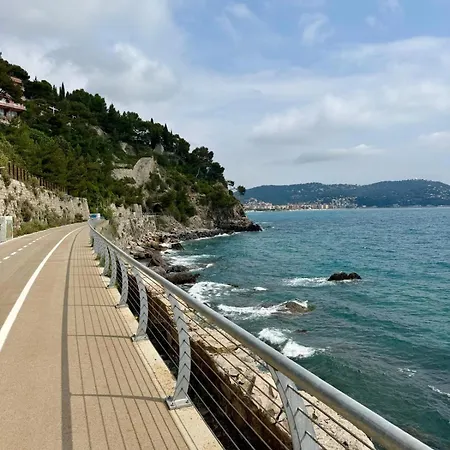 Casa Sofi - A Due Passi Dal Mare - Posto Auto Privato Diano Marina
