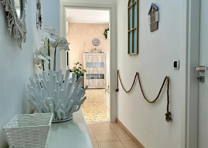 Casa Sofi - A Due Passi Dal Mare - Posto Auto Privato Apartment