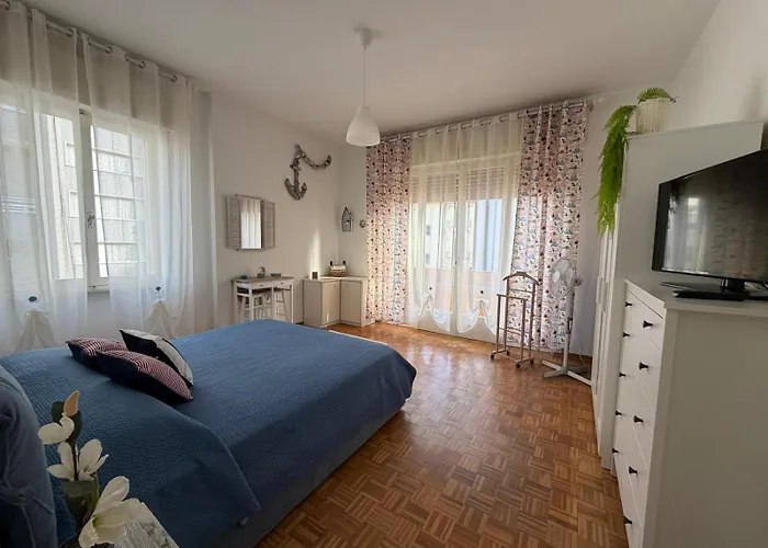 Apartment Casa Sofi - A Due Passi Dal Mare - Posto Auto Privato