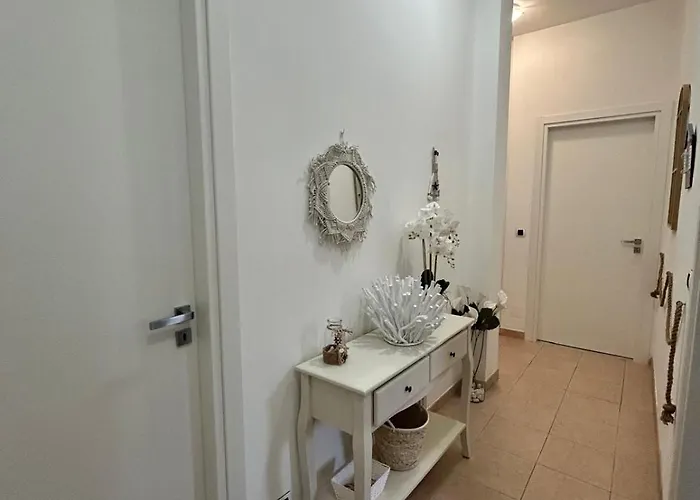 Casa Sofi - A Due Passi Dal Mare - Posto Auto Privato Apartment